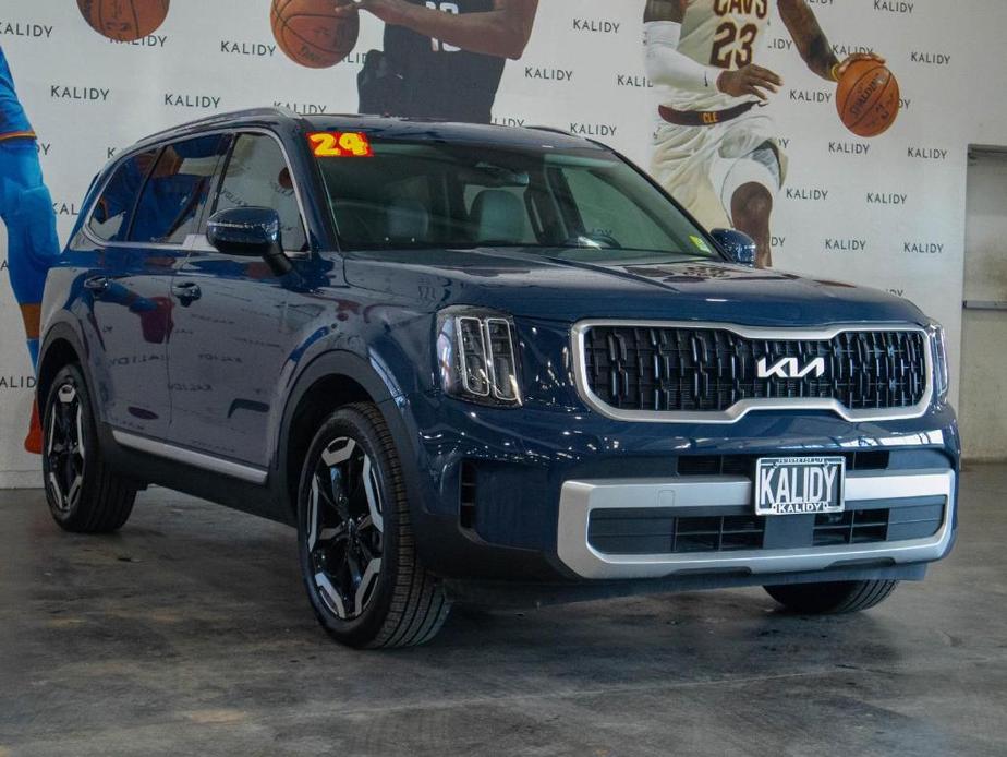 used 2024 Kia Telluride car, priced at $41,000