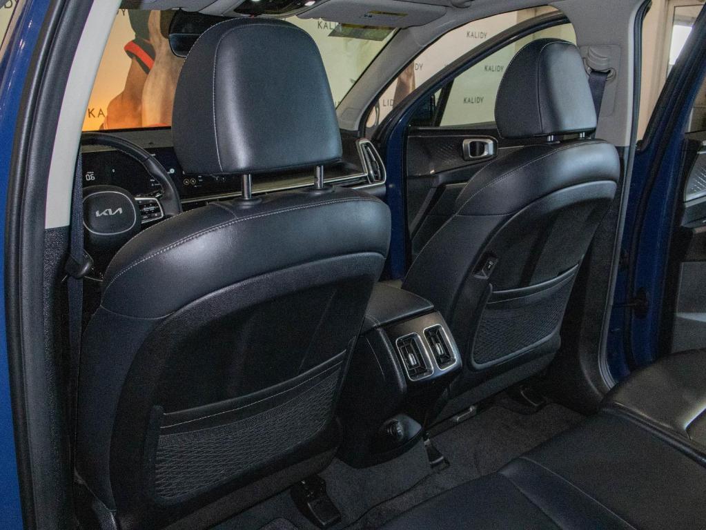 used 2024 Kia Sorento car, priced at $32,250