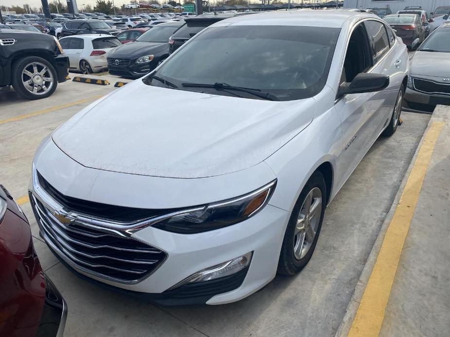 used 2019 Chevrolet Malibu car, priced at $13,500