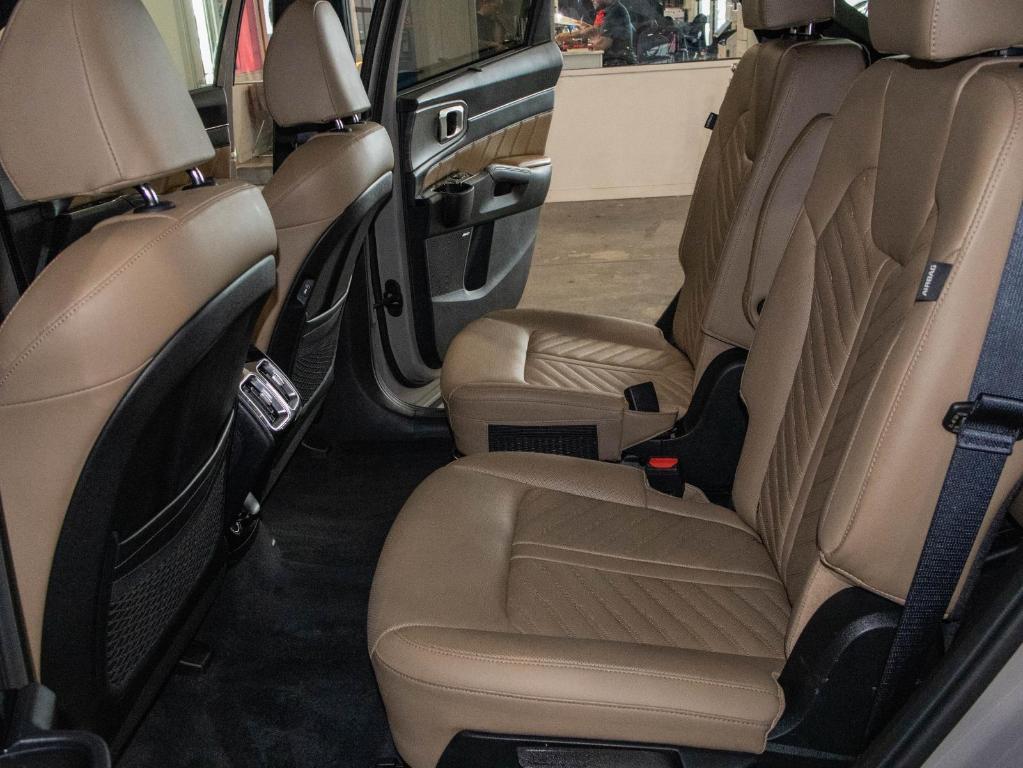 used 2025 Kia Sorento car, priced at $44,500