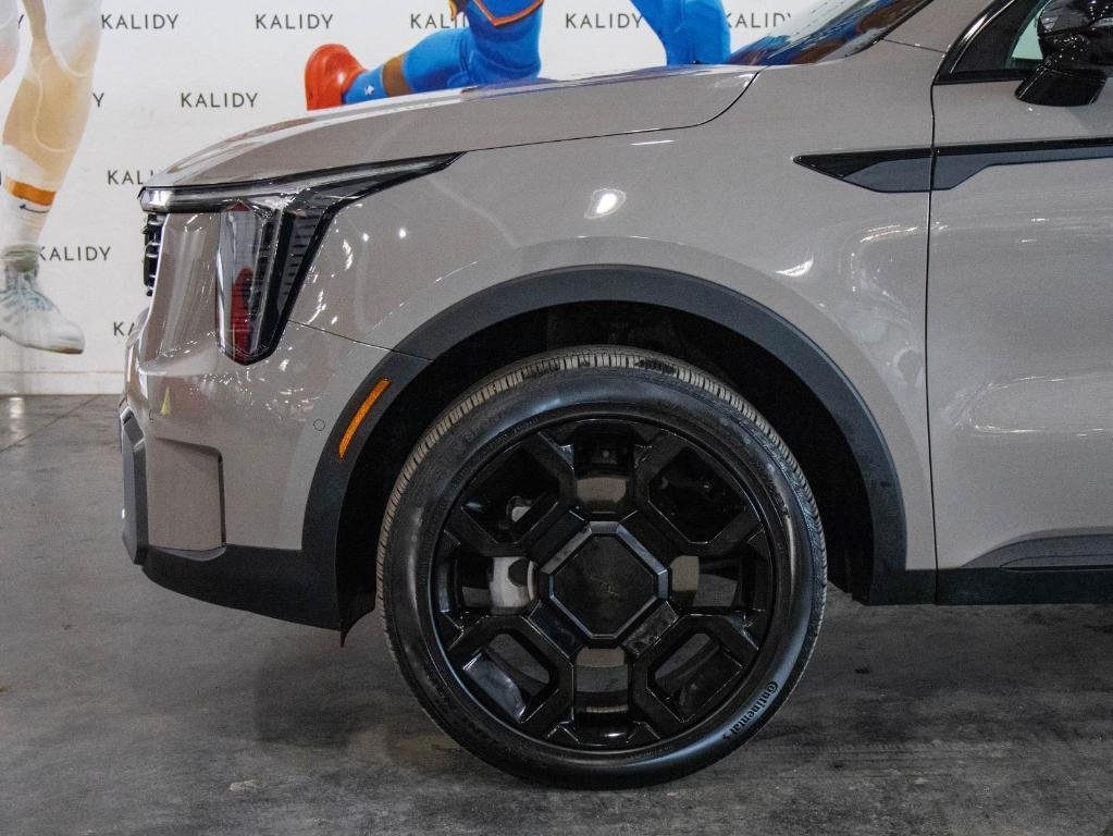used 2025 Kia Sorento car, priced at $44,500