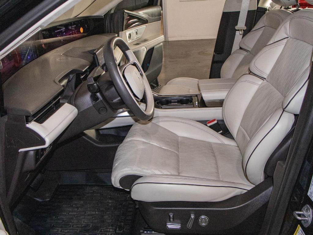 used 2024 Lincoln Nautilus car, priced at $60,250