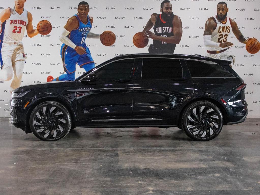 used 2024 Lincoln Nautilus car, priced at $60,250