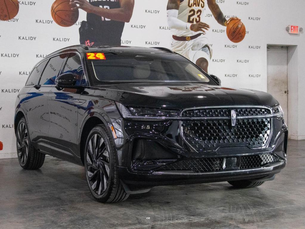 used 2024 Lincoln Nautilus car, priced at $60,250
