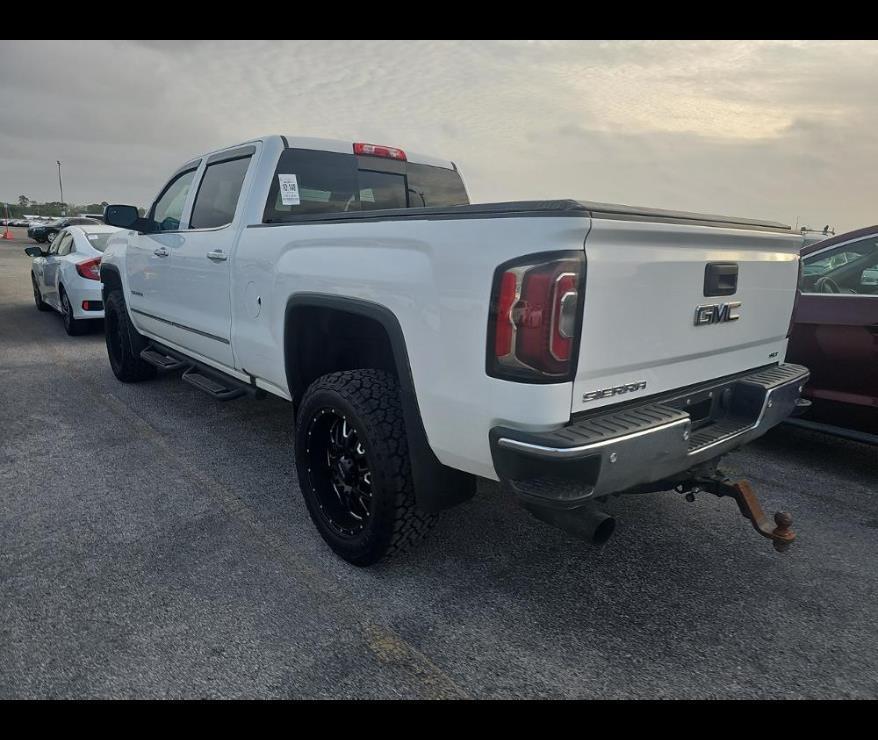 used 2018 GMC Sierra 1500 car, priced at $35,500