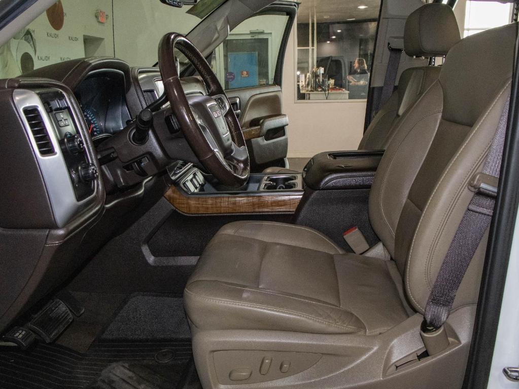 used 2018 GMC Sierra 1500 car, priced at $33,500