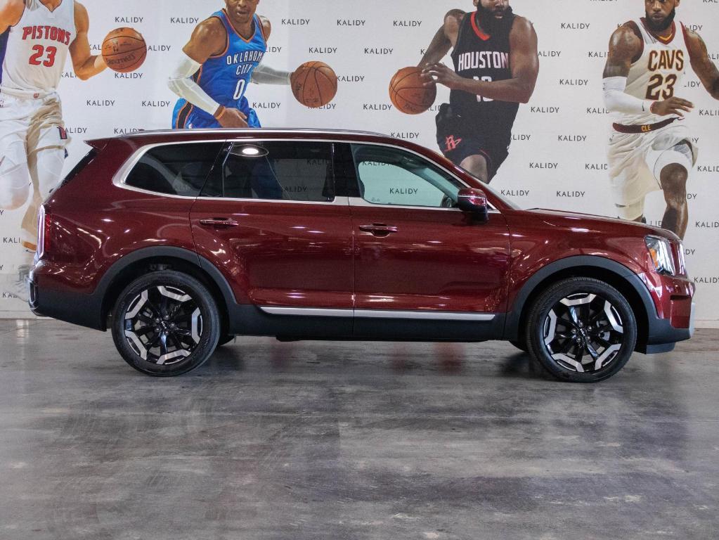 used 2024 Kia Telluride car, priced at $37,750