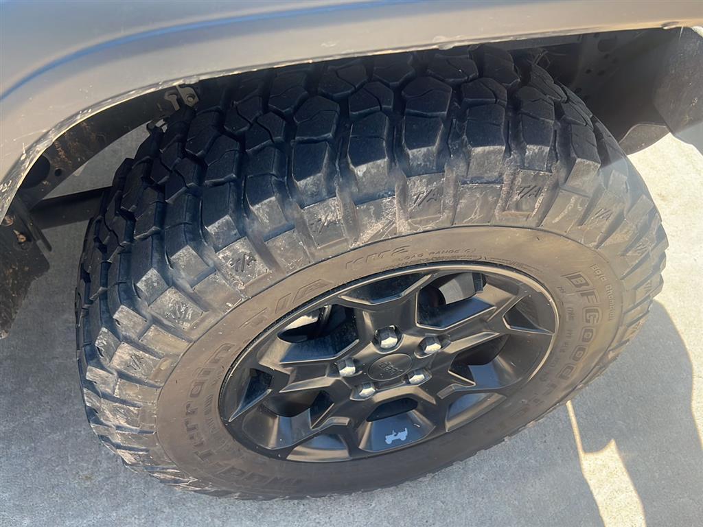 used 2023 Jeep Gladiator car, priced at $34,000
