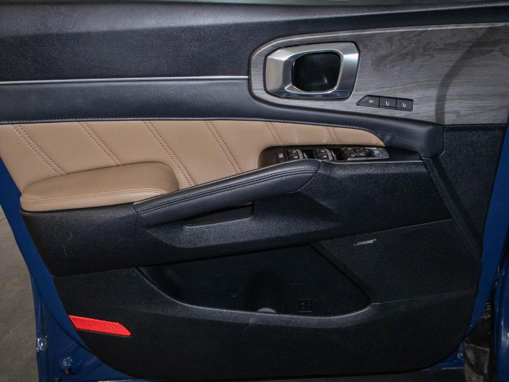 used 2025 Kia Sorento car, priced at $41,250