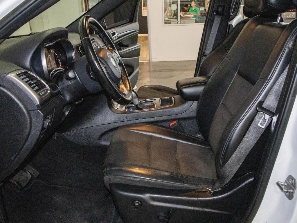 used 2020 Jeep Grand Cherokee car, priced at $23,000