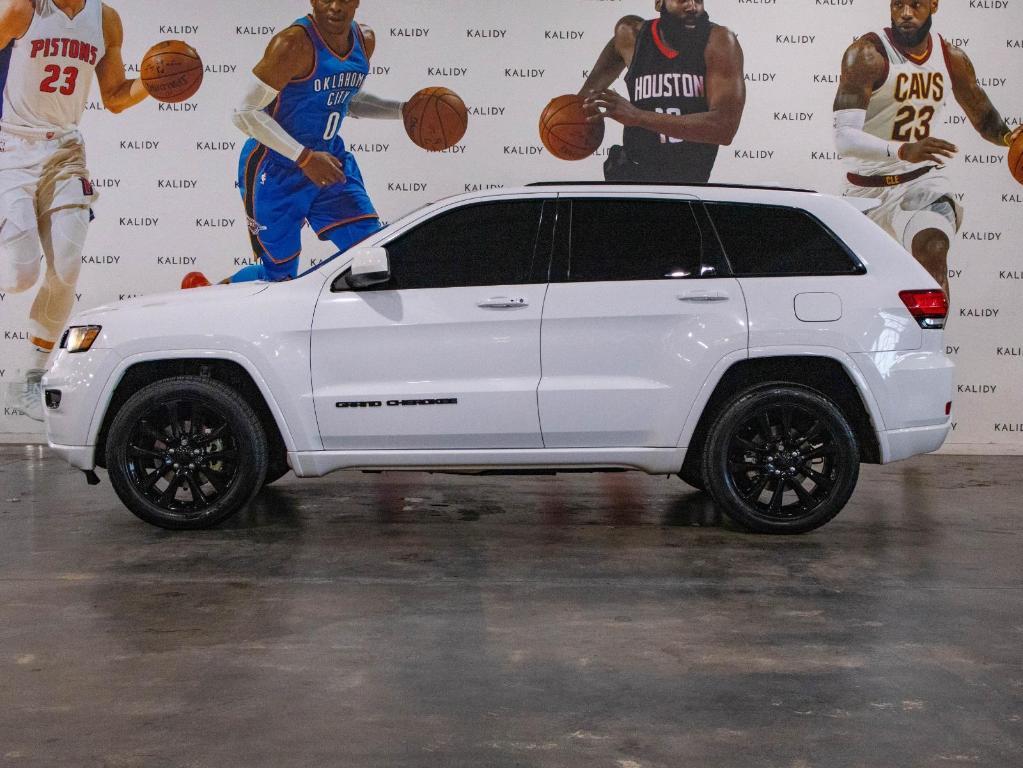 used 2020 Jeep Grand Cherokee car, priced at $23,000