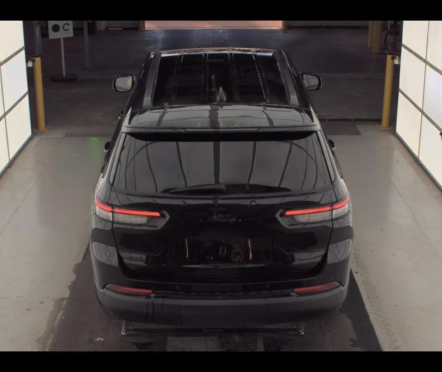 used 2024 Jeep Grand Cherokee L car, priced at $28,250