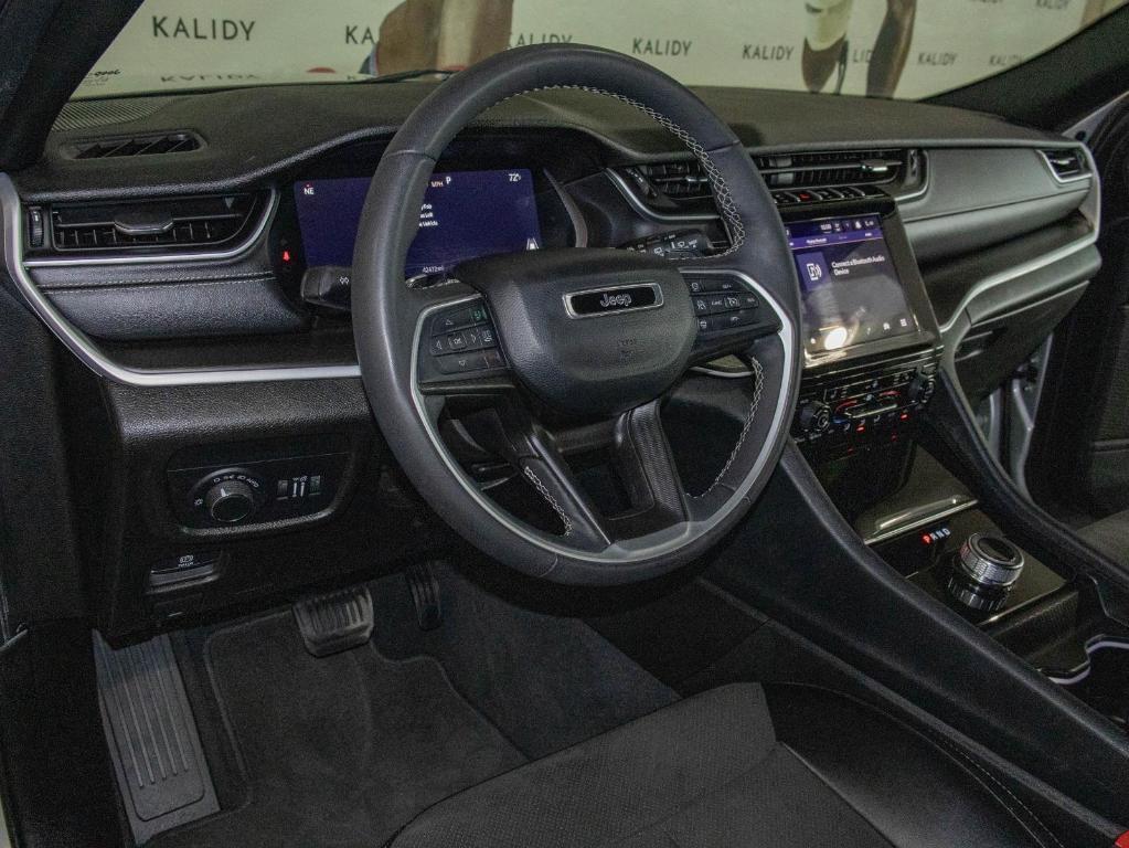 used 2024 Jeep Grand Cherokee L car, priced at $30,500