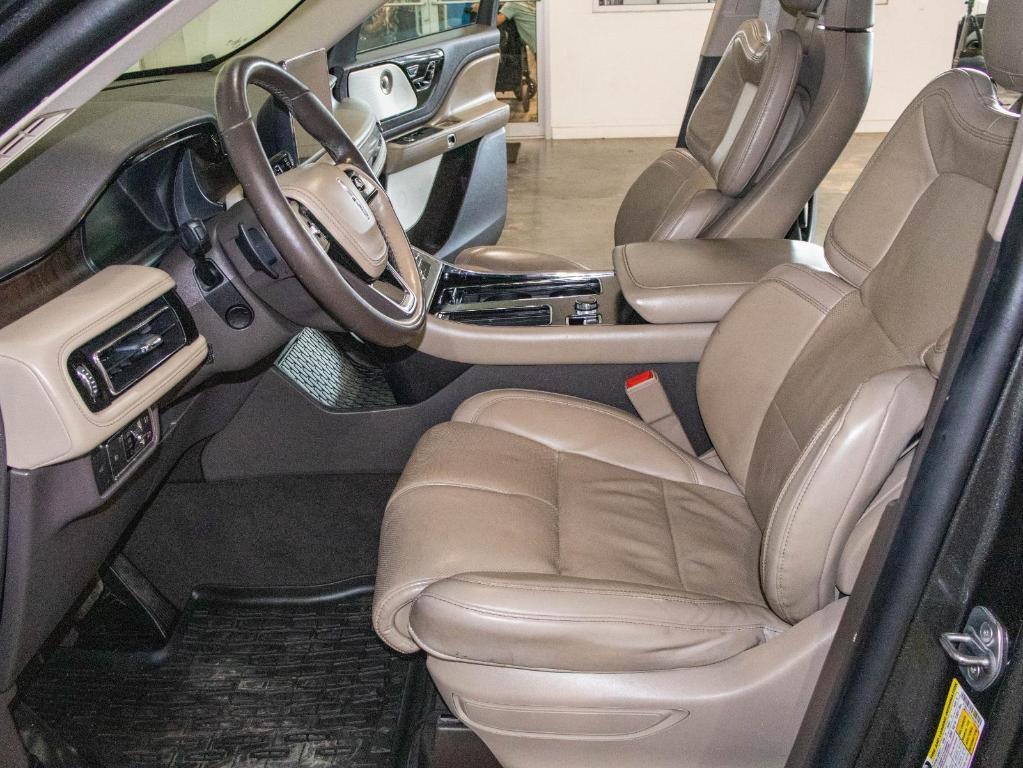 used 2020 Lincoln Aviator car, priced at $33,500