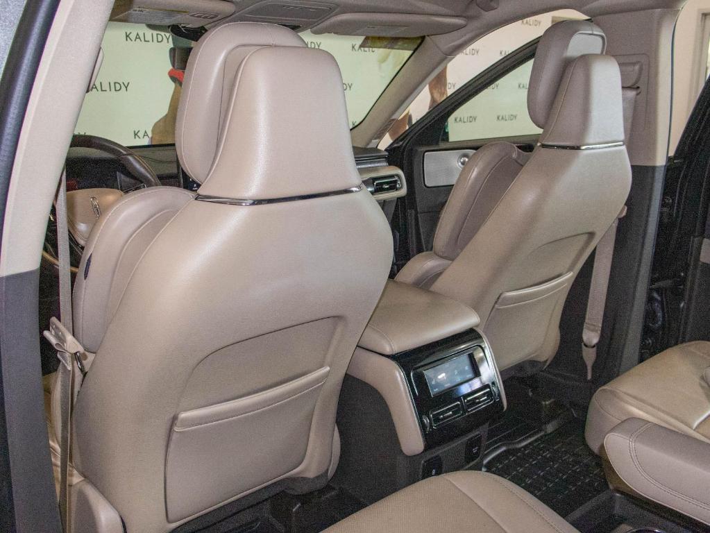 used 2020 Lincoln Aviator car, priced at $33,500
