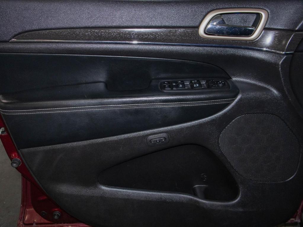 used 2017 Jeep Grand Cherokee car, priced at $12,750