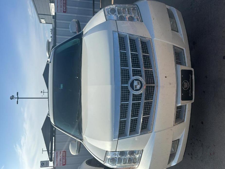 used 2011 Cadillac Escalade ESV car, priced at $10,000