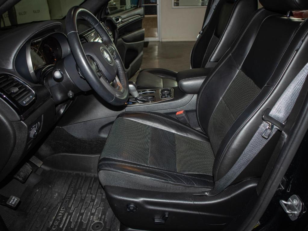 used 2019 Jeep Grand Cherokee car, priced at $29,500