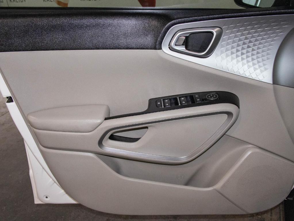 used 2022 Kia Soul car, priced at $14,000