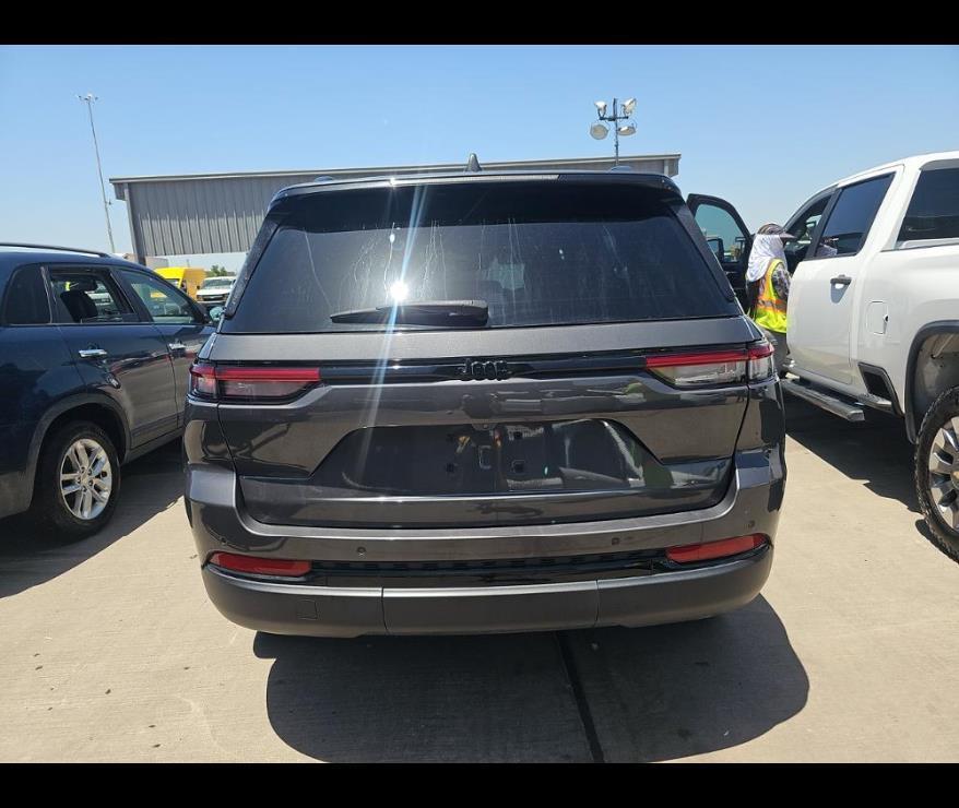 used 2023 Jeep Grand Cherokee car, priced at $28,000