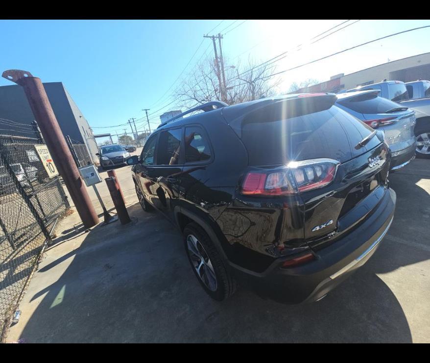 used 2022 Jeep Cherokee car, priced at $23,000