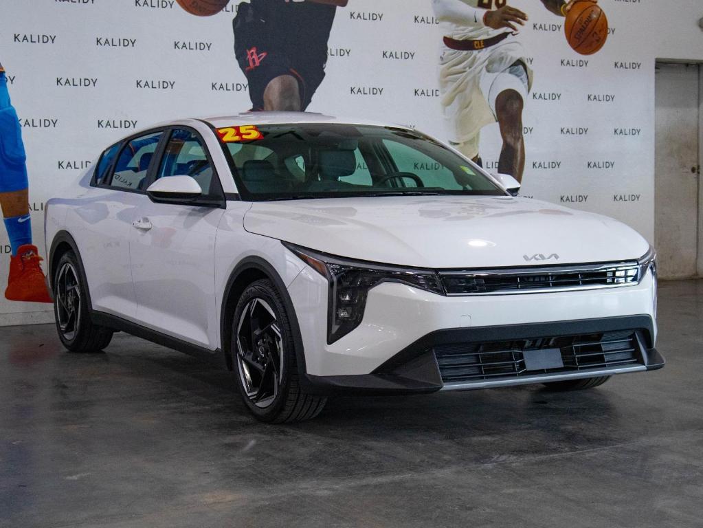new 2025 Kia K4 car, priced at $22,731