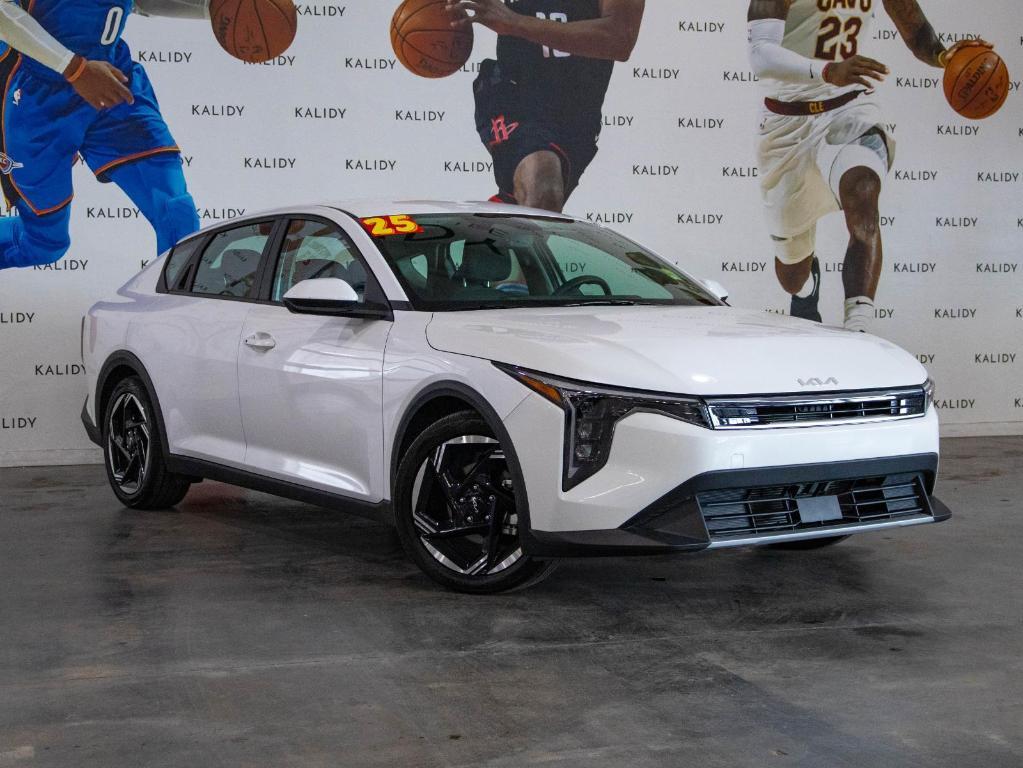 new 2025 Kia K4 car, priced at $22,731