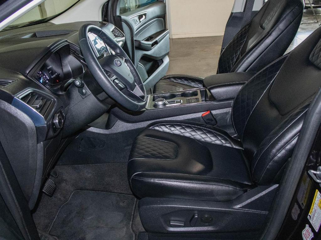 used 2024 Ford Edge car, priced at $25,250