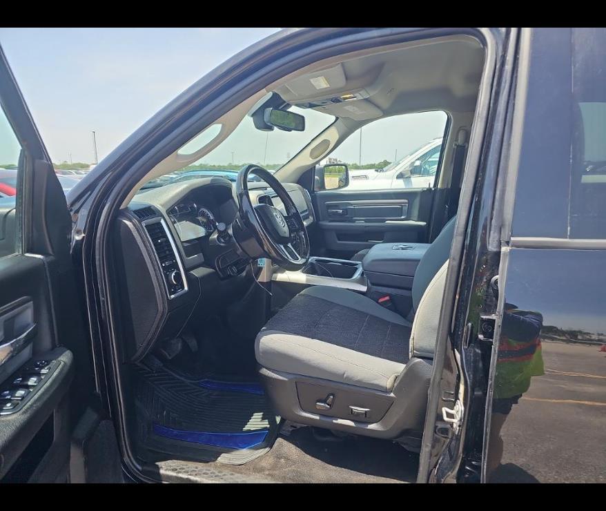 used 2020 Ram 1500 Classic car, priced at $27,250