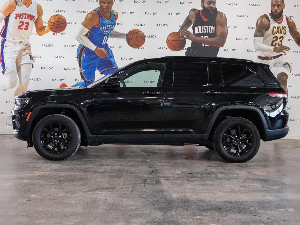 used 2024 Jeep Grand Cherokee car, priced at $34,750