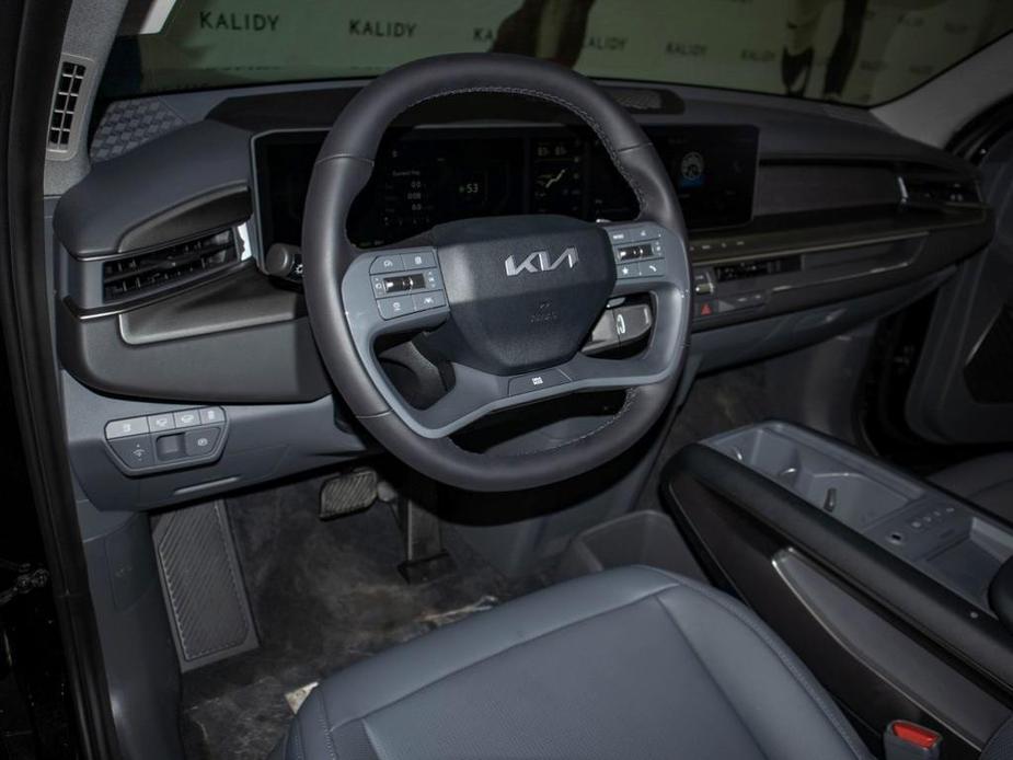 new 2024 Kia EV9 car, priced at $53,036