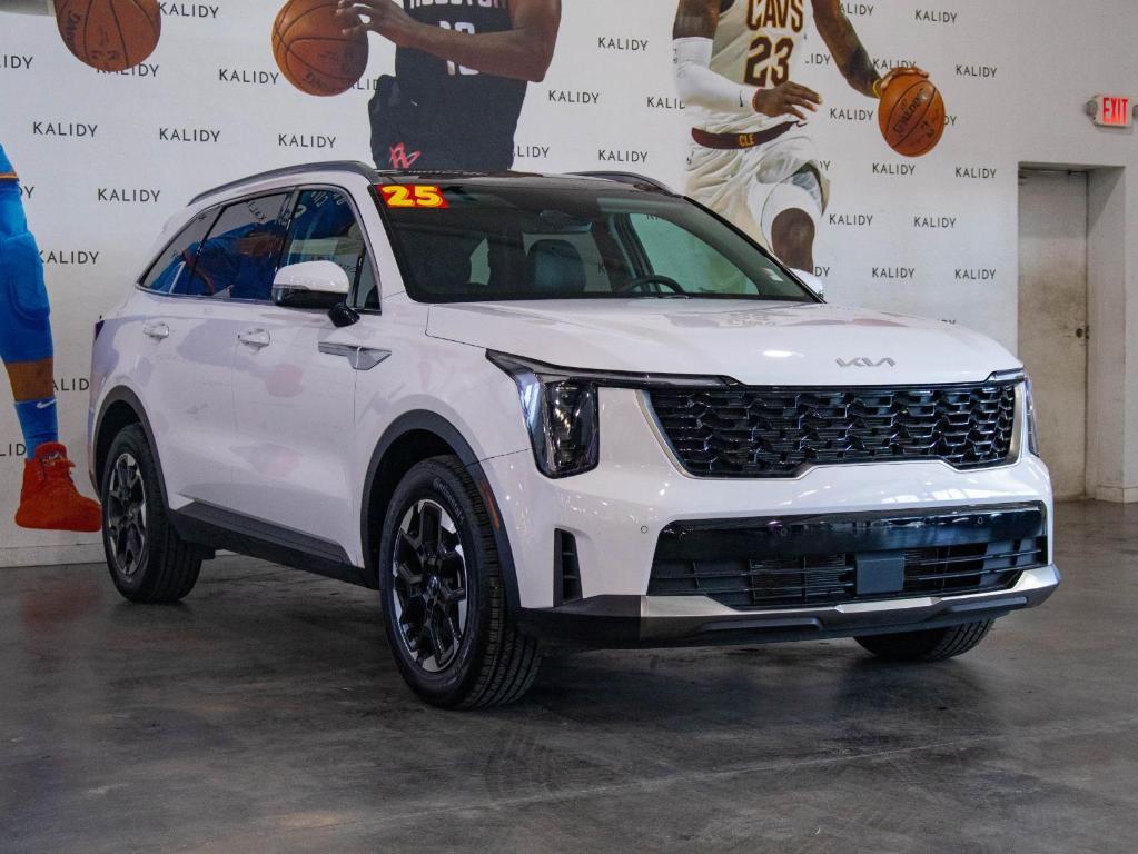 new 2025 Kia Sorento car, priced at $32,100