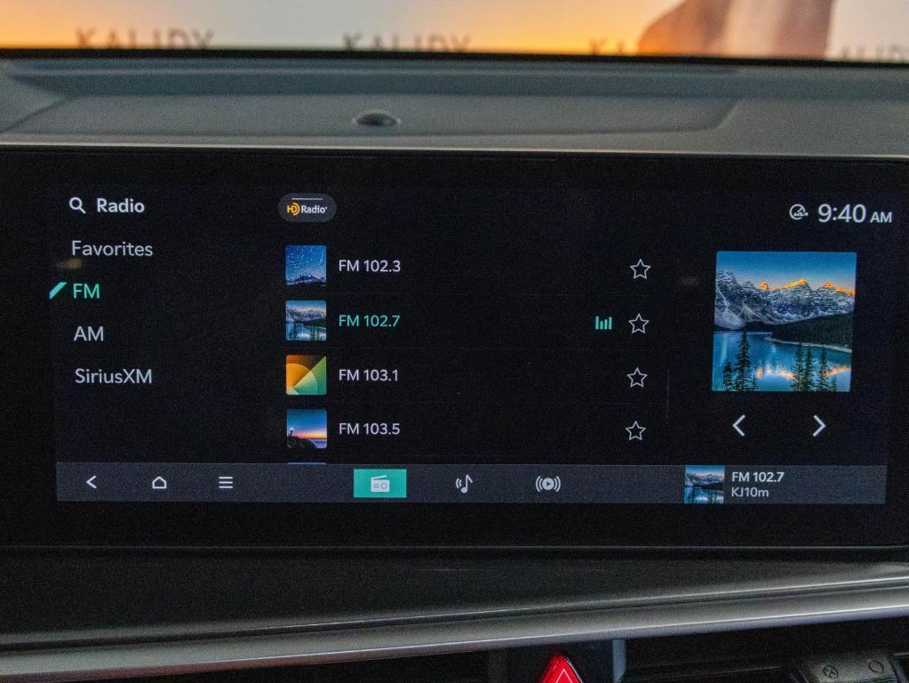 new 2025 Kia Sorento car, priced at $32,100