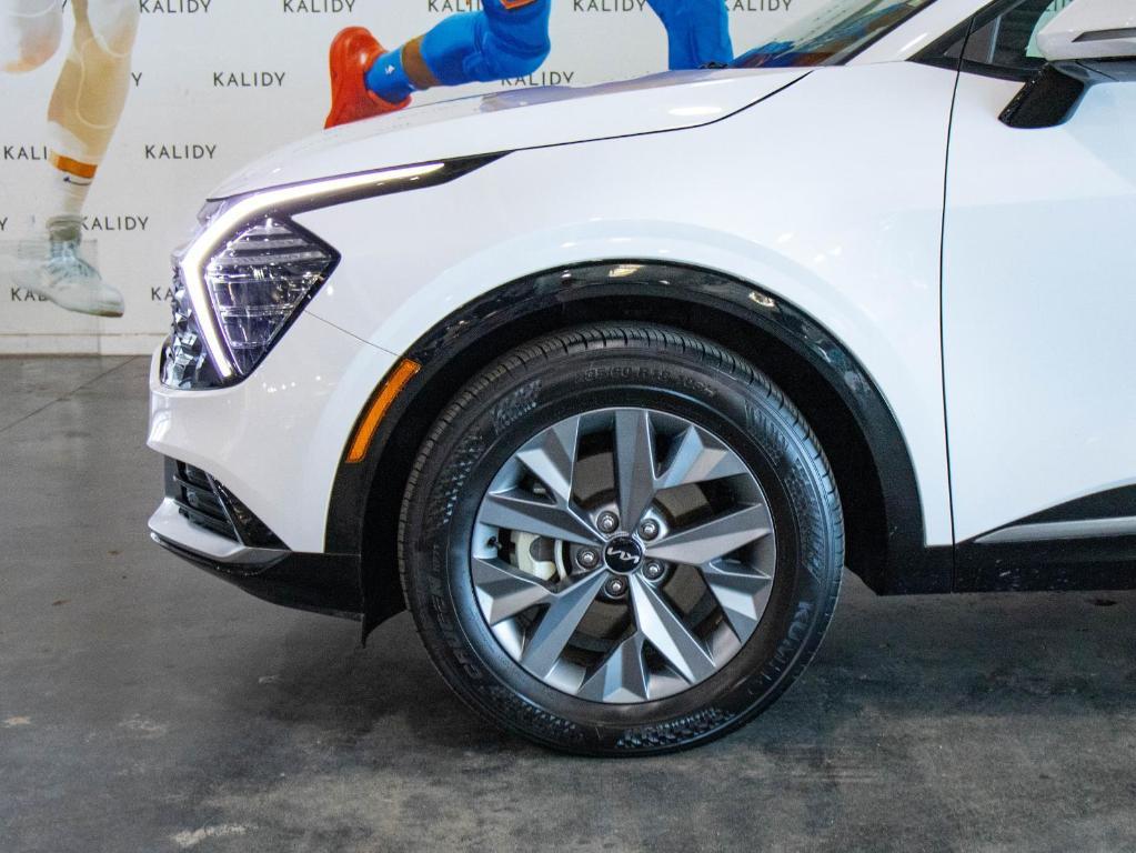 new 2025 Kia Sportage car, priced at $29,958