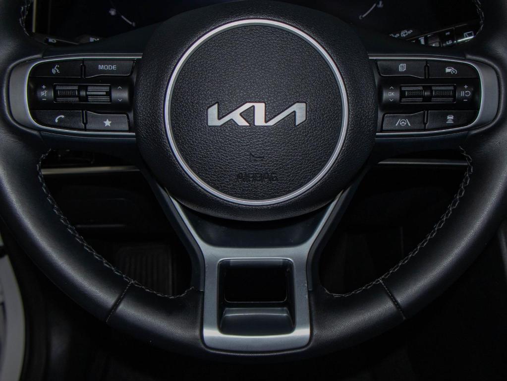 new 2025 Kia Sportage car, priced at $29,958