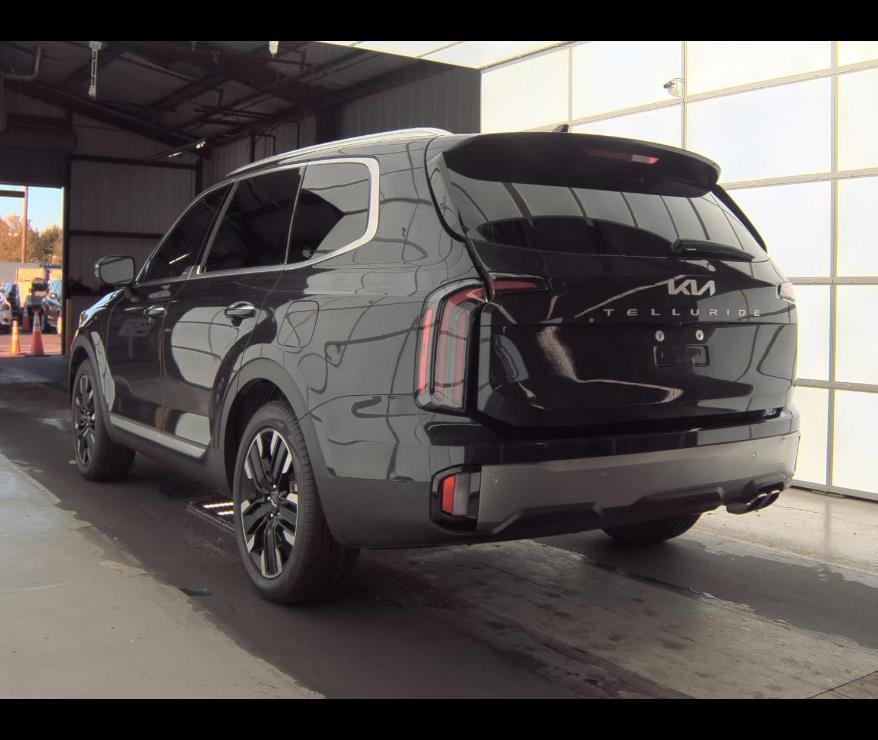 used 2025 Kia Telluride car, priced at $41,250