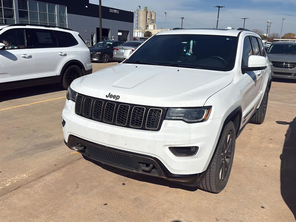 used 2016 Jeep Grand Cherokee car, priced at $11,750
