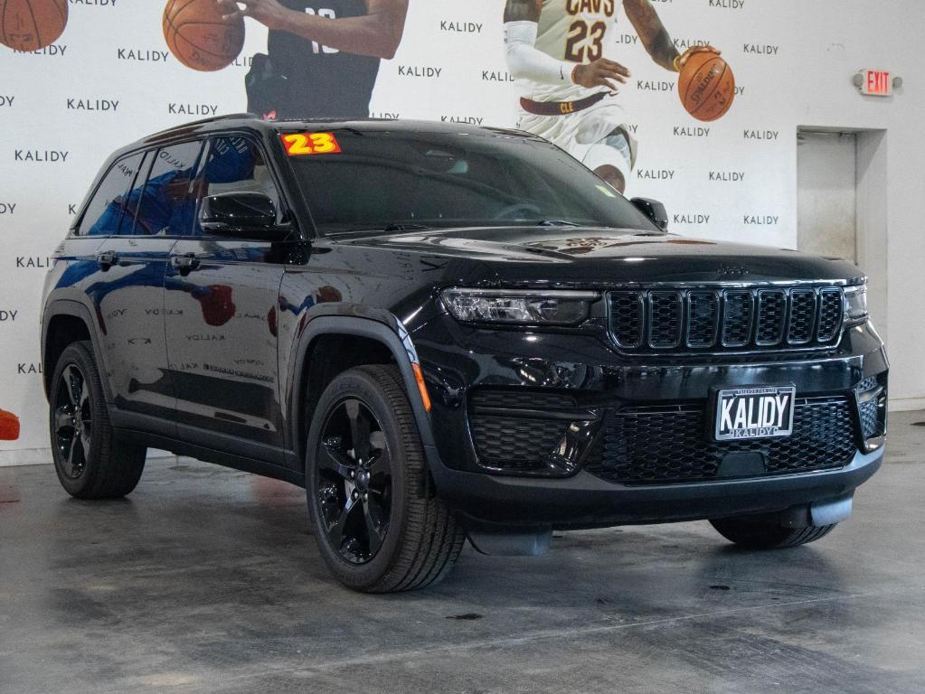 used 2023 Jeep Grand Cherokee car, priced at $33,500
