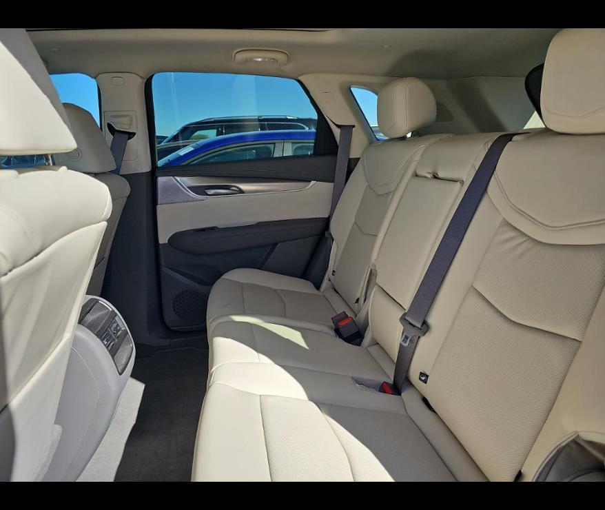 used 2025 Cadillac XT5 car, priced at $47,500