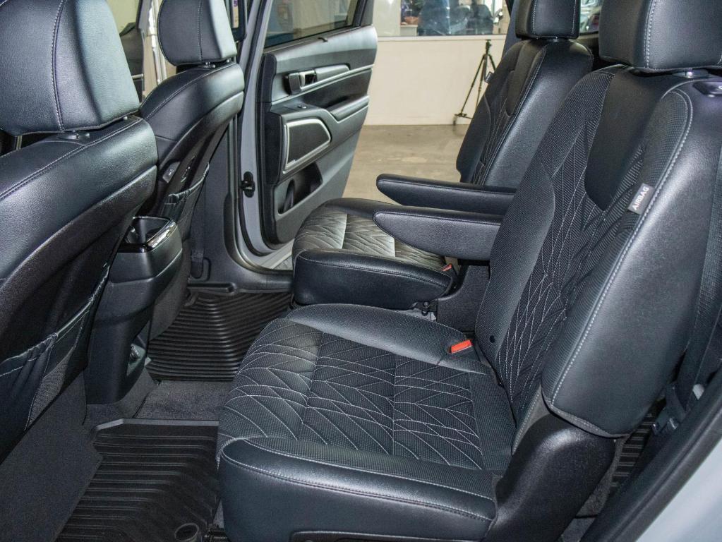 used 2023 Kia Telluride car, priced at $42,500