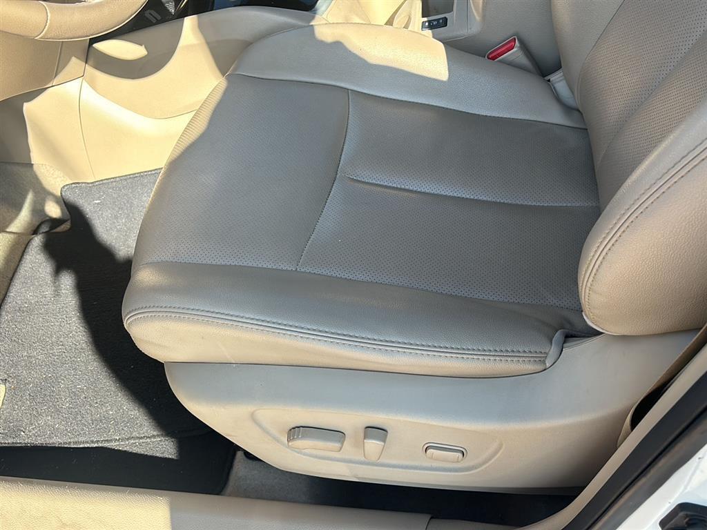 used 2015 Nissan Rogue car, priced at $10,750