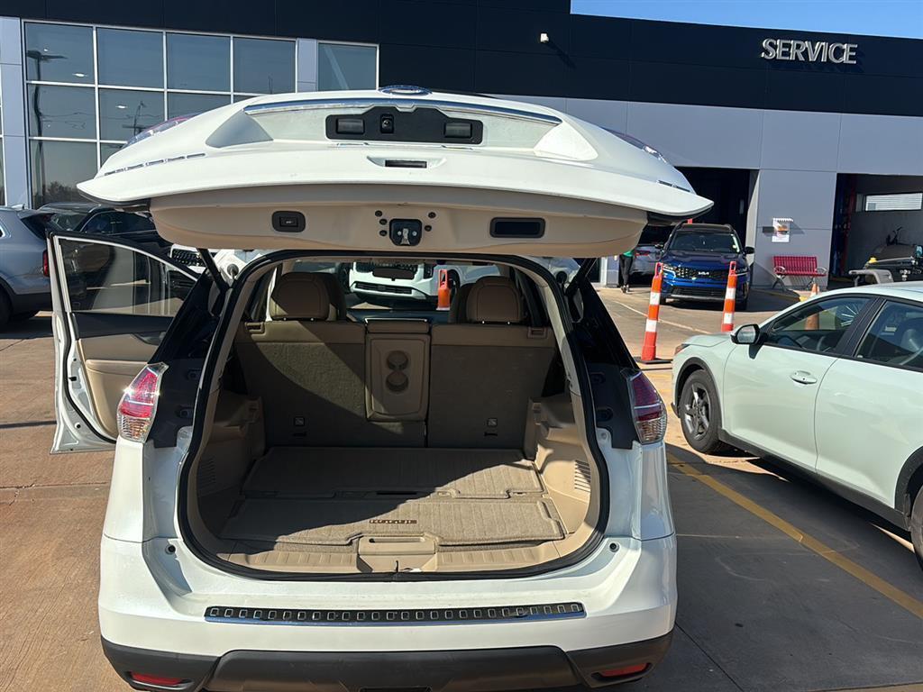 used 2015 Nissan Rogue car, priced at $10,750