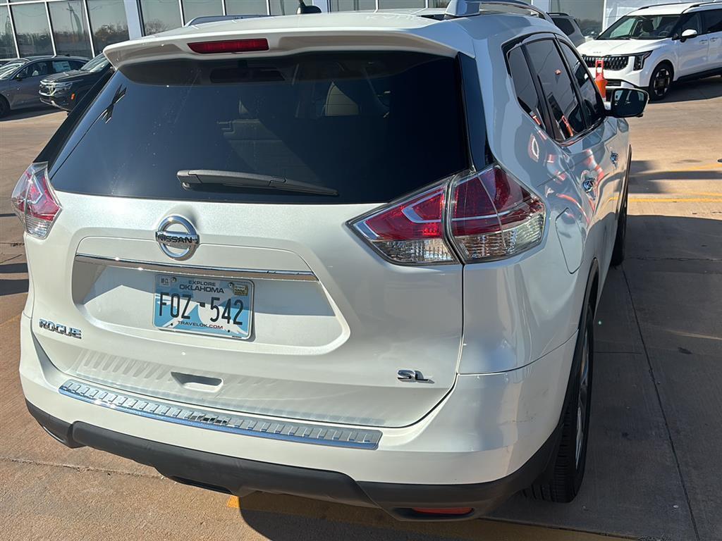 used 2015 Nissan Rogue car, priced at $10,750