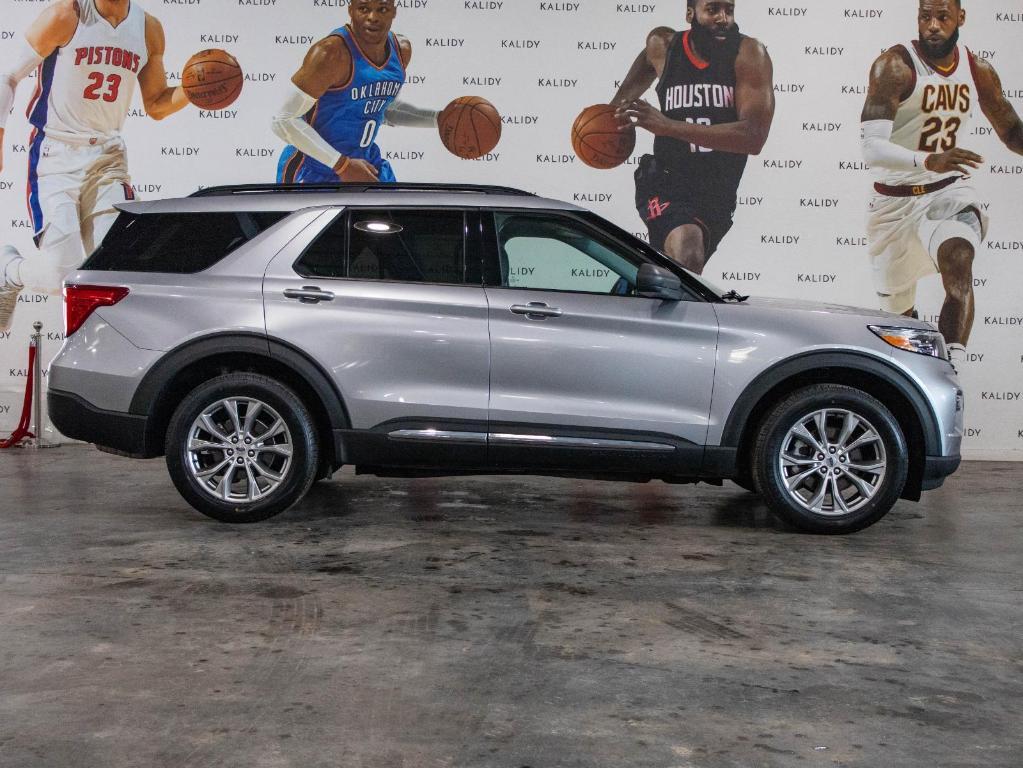 used 2022 Ford Explorer car, priced at $34,000