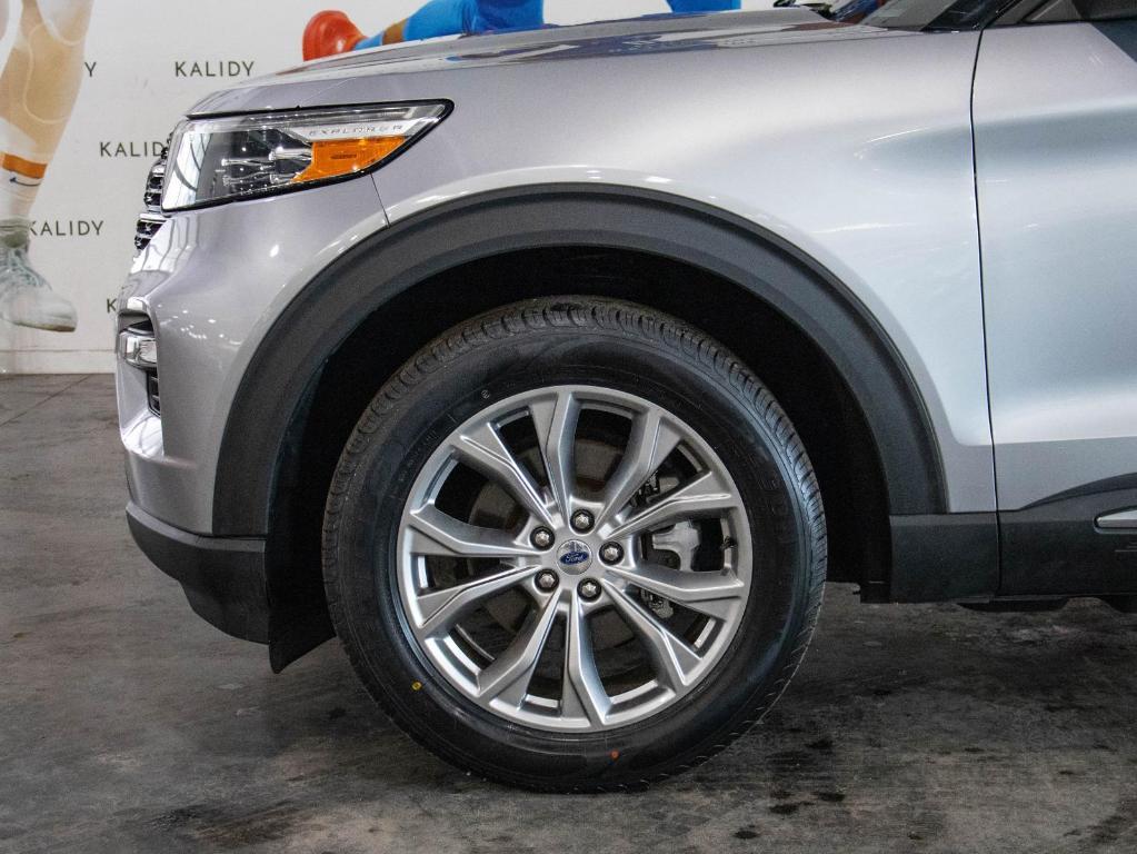 used 2022 Ford Explorer car, priced at $34,000