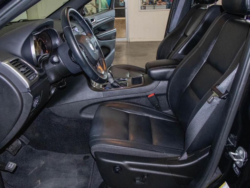 used 2022 Jeep Grand Cherokee WK car, priced at $28,000