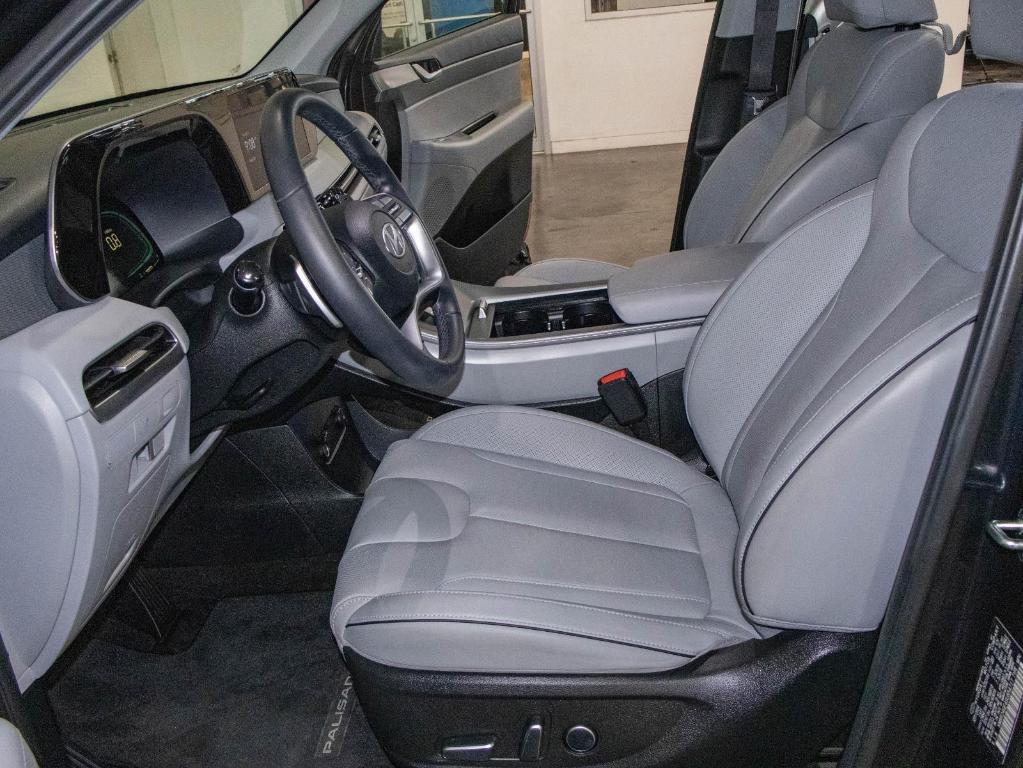 used 2025 Hyundai Palisade car, priced at $35,000