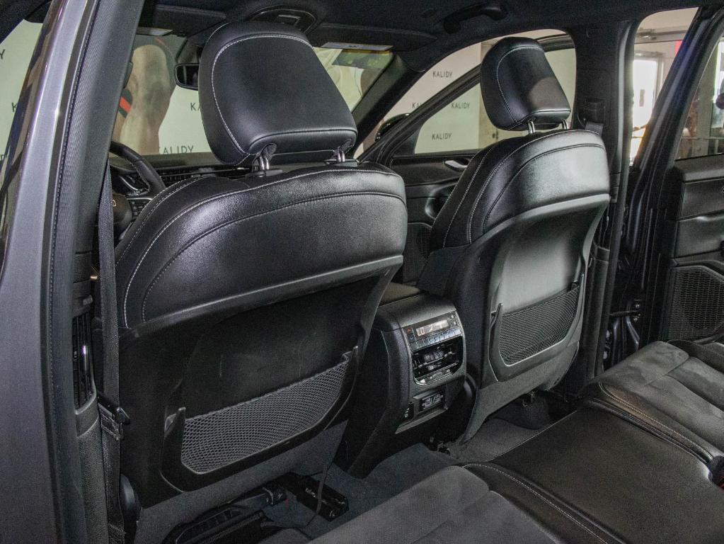 used 2024 Jeep Grand Cherokee L car, priced at $29,000
