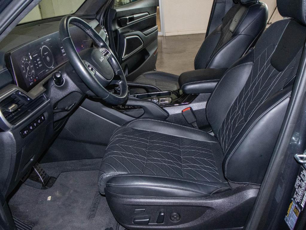 used 2024 Kia Telluride car, priced at $49,000