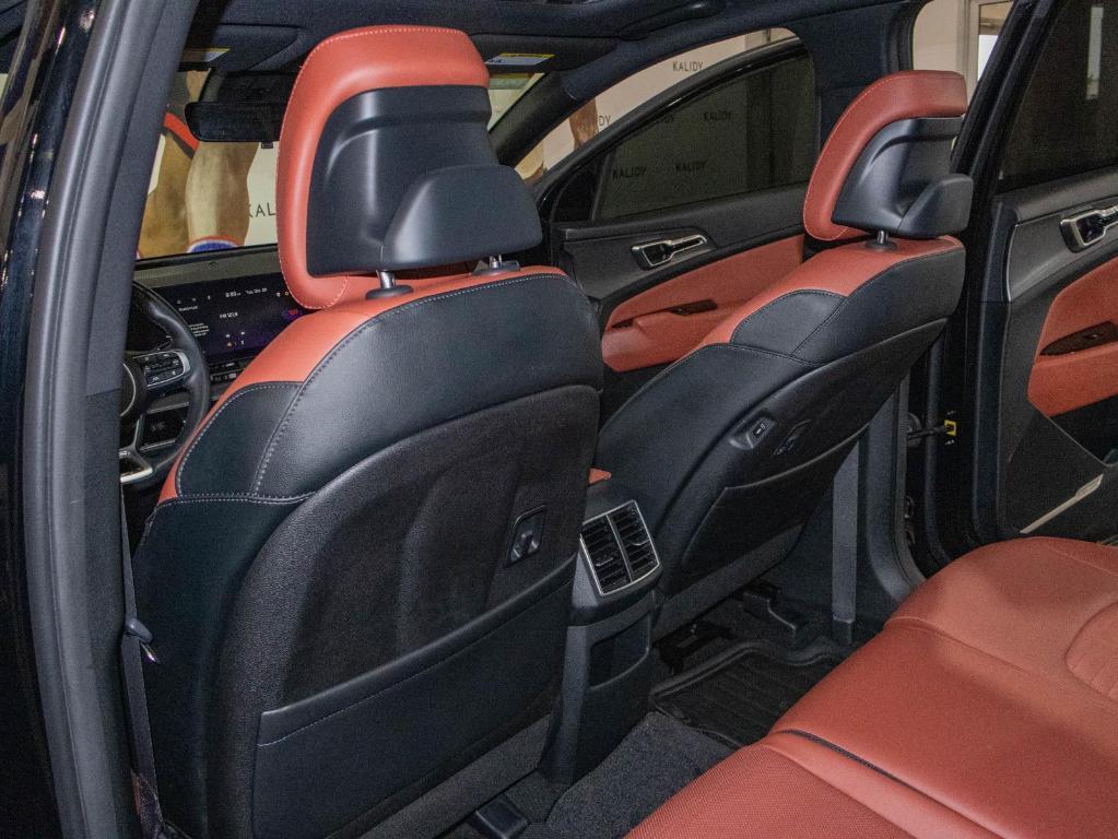 used 2024 Kia Sportage car, priced at $31,000